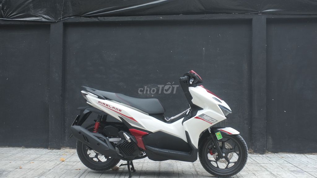 Honda Air Blade 2026 - ảnh 3
