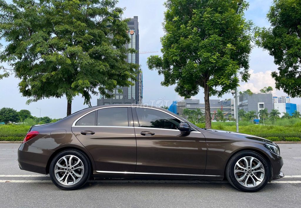 Mercedes-Benz 2018 - ảnh 4
