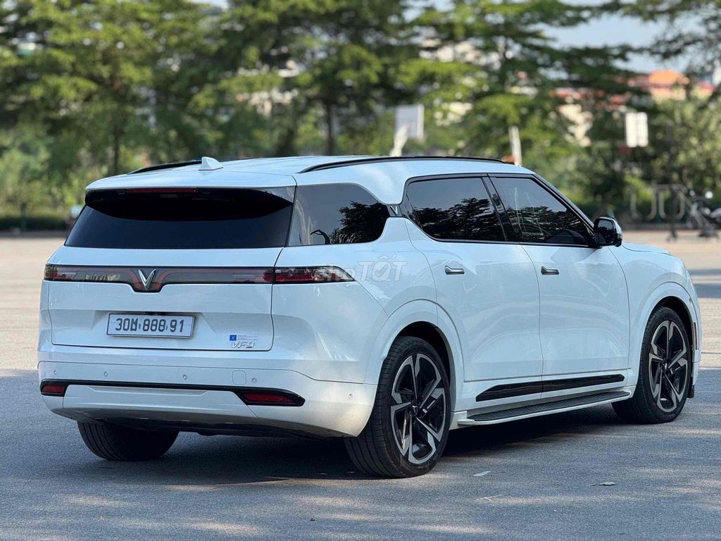 VinFast 2025 - ảnh 4