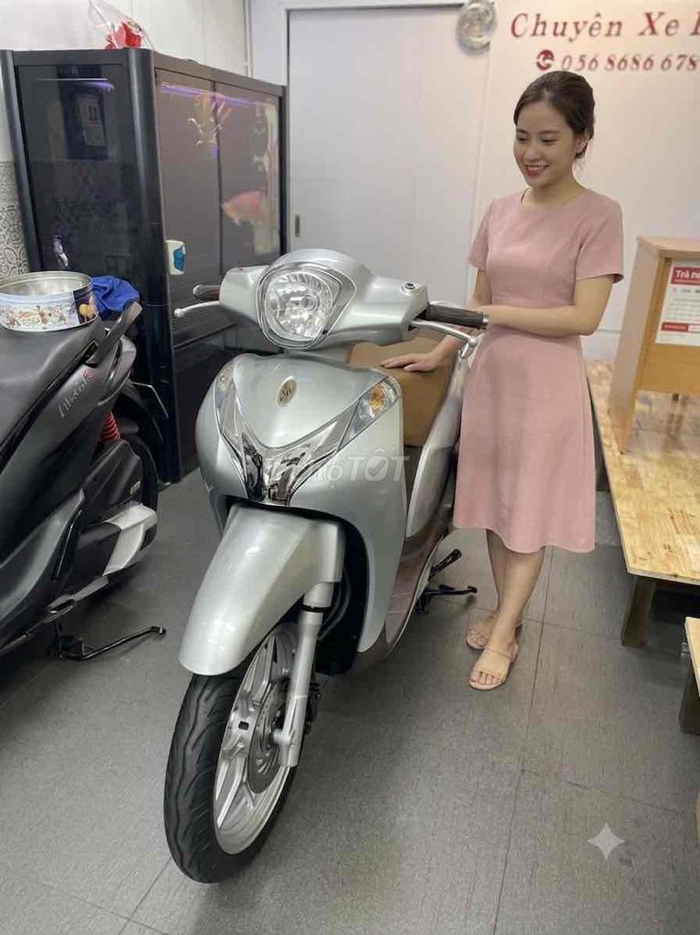 Honda SH 2018 - ảnh 1