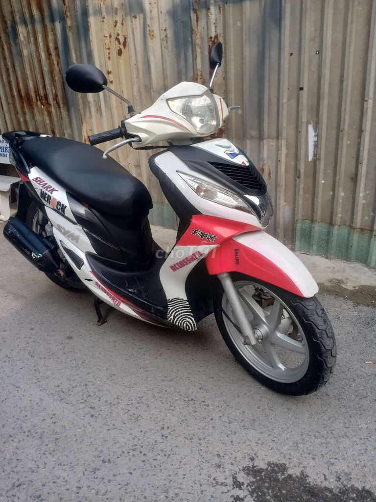 SYM Shark 2012 - ảnh 2
