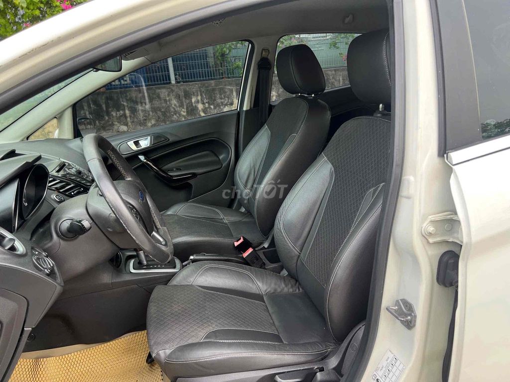 Ford Fiesta 2015 - ảnh 5