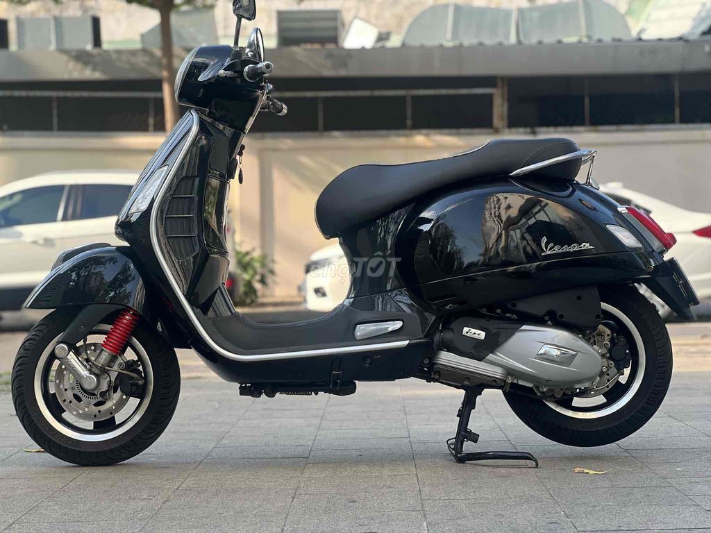Piaggio 2018 - ảnh 1