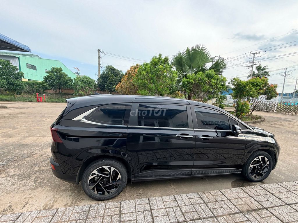 Hyundai Custin 2024 - ảnh 2