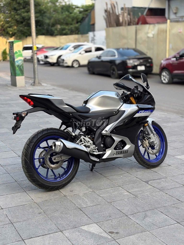 Yamaha R 2023 - ảnh 1