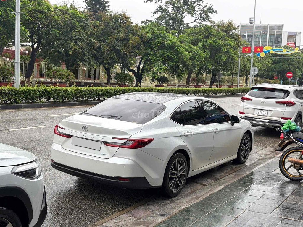 Toyota 2025 - ảnh 3