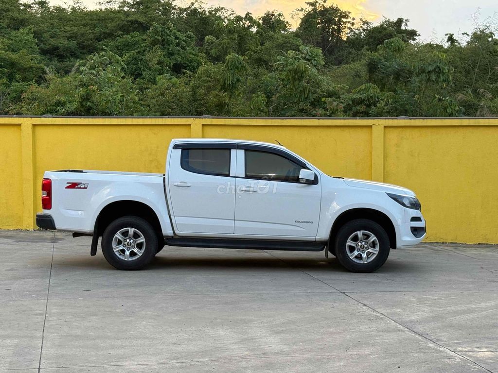 Chevrolet Colorado 2019 - ảnh 1