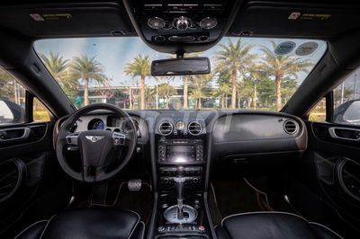 Bentley Continental 2011 - ảnh 5