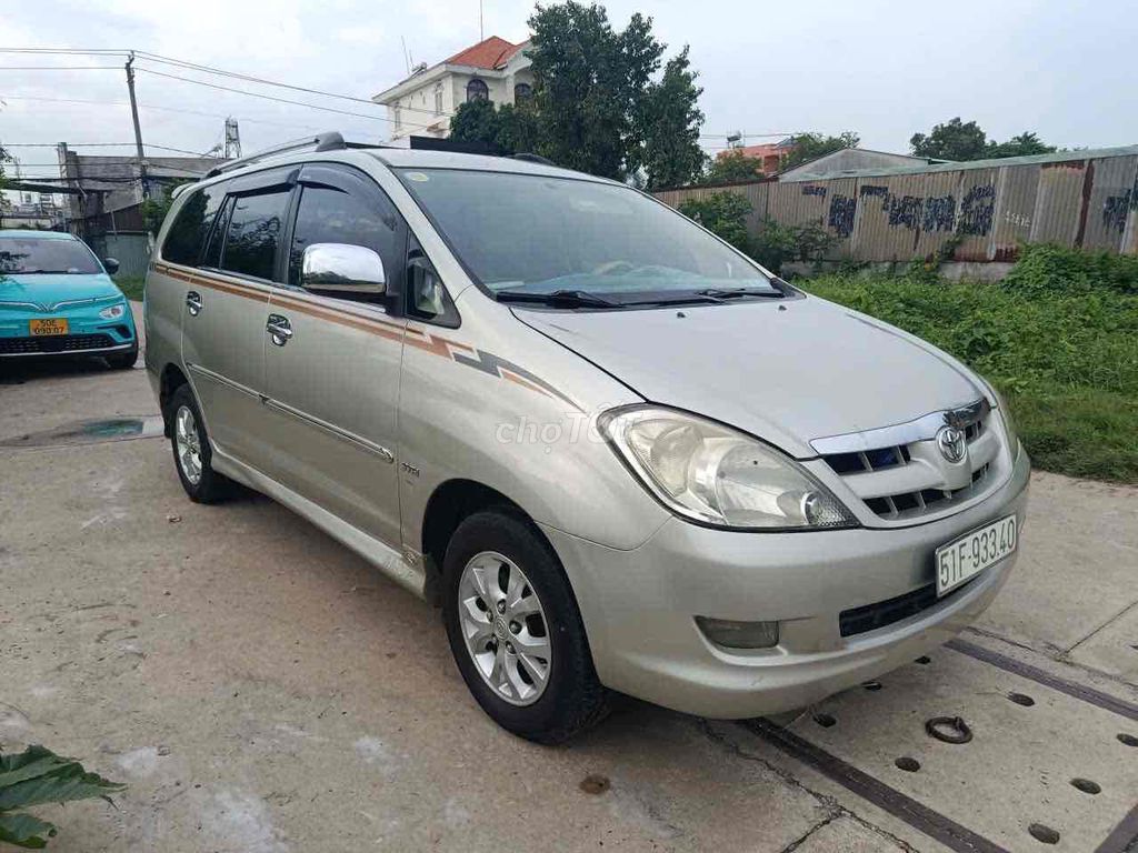 Toyota Innova 2006 - ảnh 1