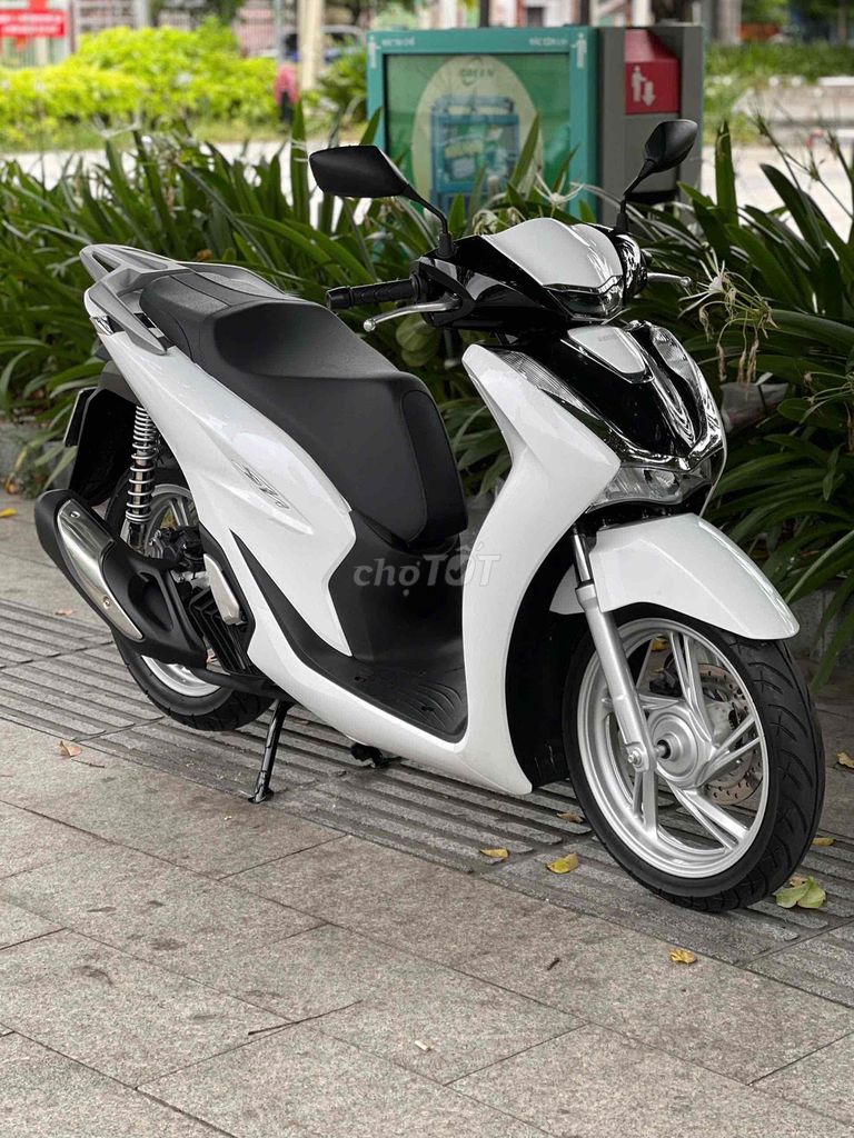 Honda SH 2025 - ảnh 1