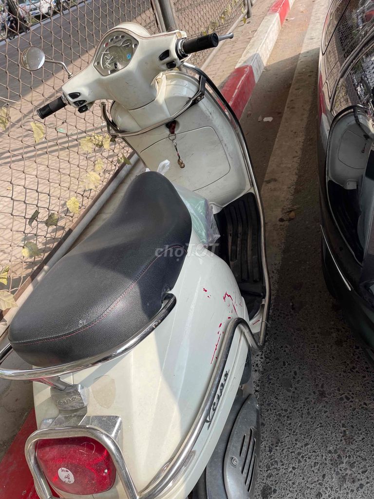 Piaggio Vespa 2013 - ảnh 3