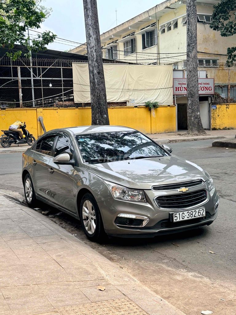 Chevrolet Cruze 2017 - ảnh 1