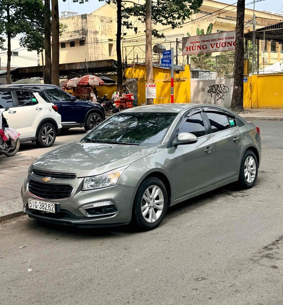 Chevrolet Cruze 2017 - ảnh 2