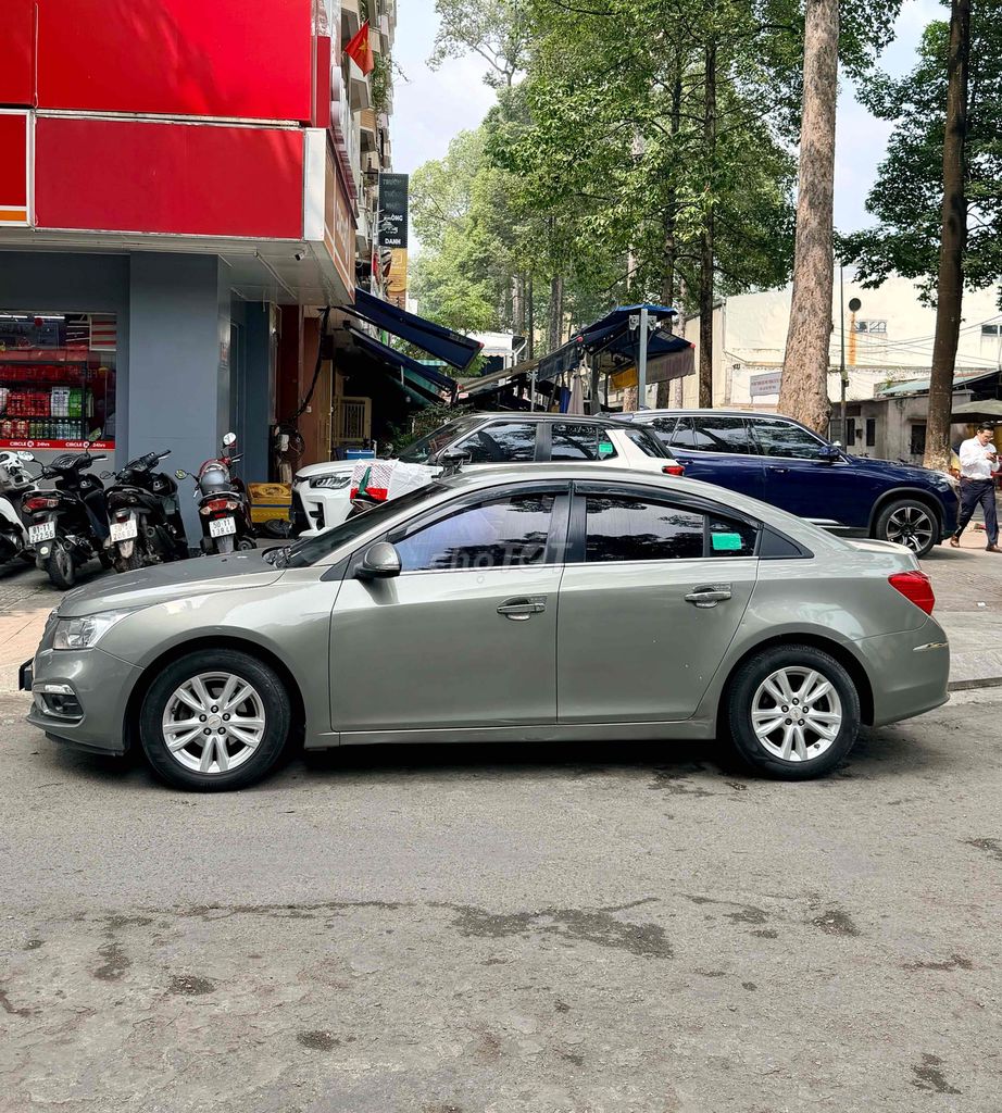 Chevrolet Cruze 2017 - ảnh 4
