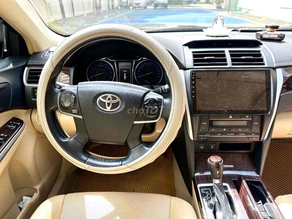 Toyota Camry 2018 - ảnh 2
