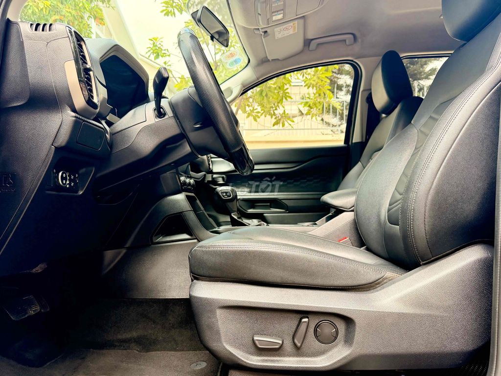 Ford Everest 2022 - ảnh 4
