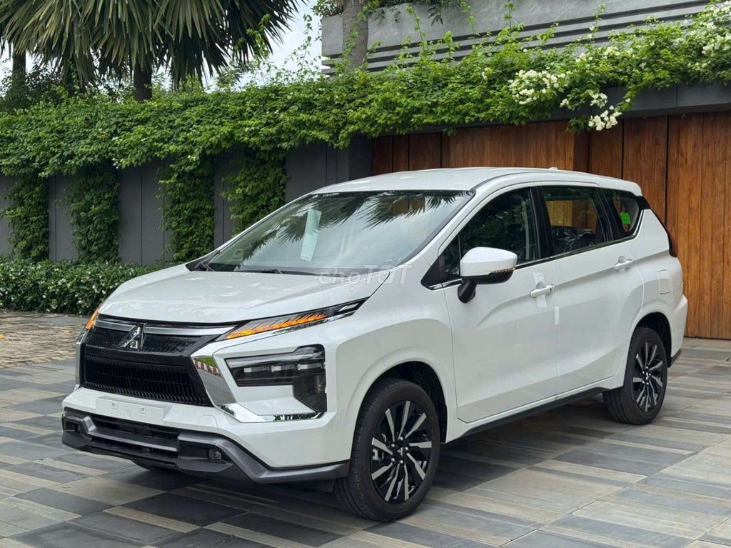 Mitsubishi - ảnh 1