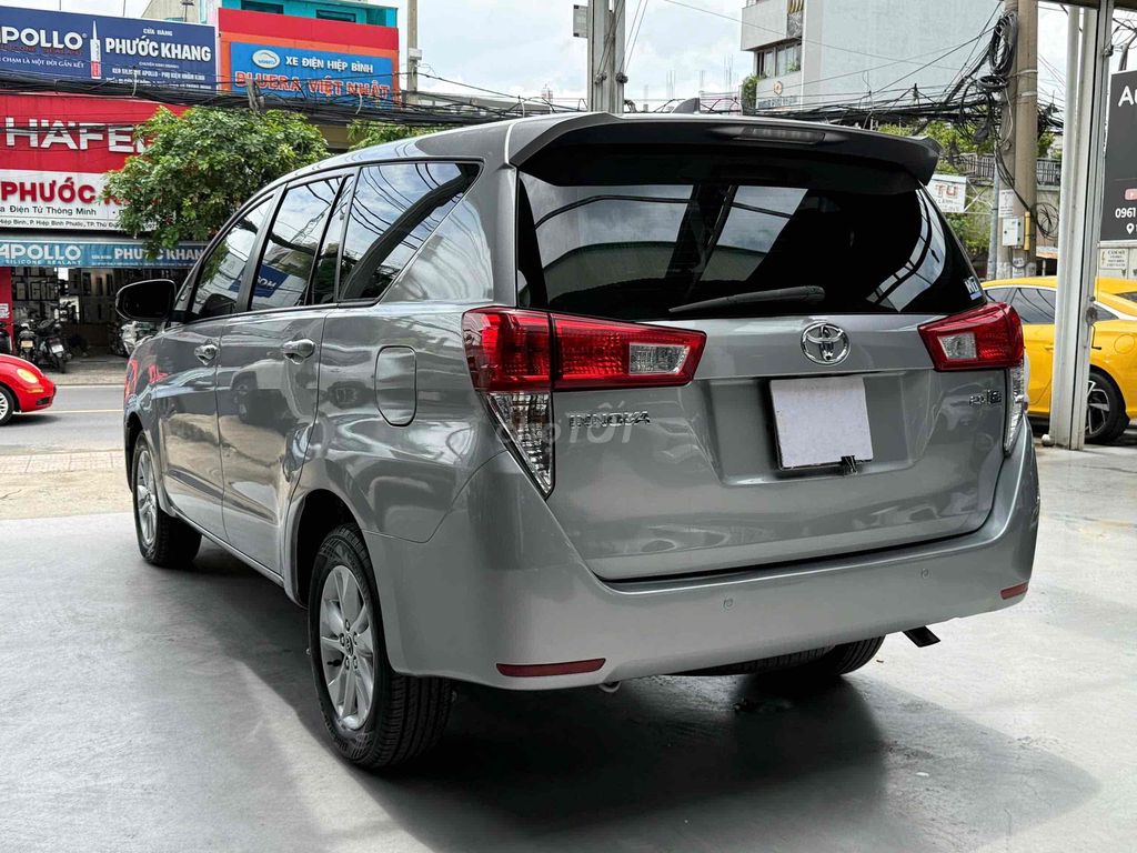 Toyota Innova 2.0E 2018 - ảnh 4