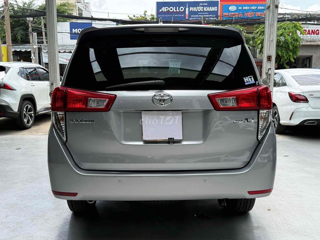 Toyota Innova 2.0E 2018 - ảnh 5