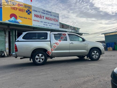 Toyota Hilux 2009 - ảnh 3