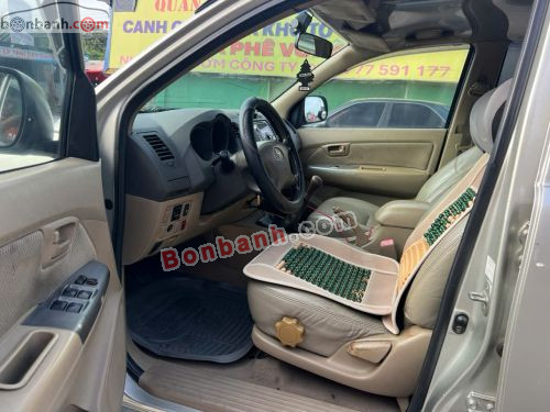 Toyota Hilux 2009 - ảnh 4