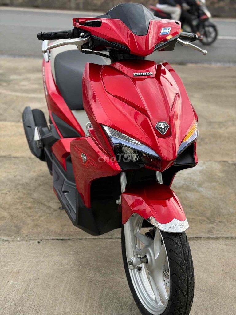 Honda Air Blade 2018 - ảnh 1
