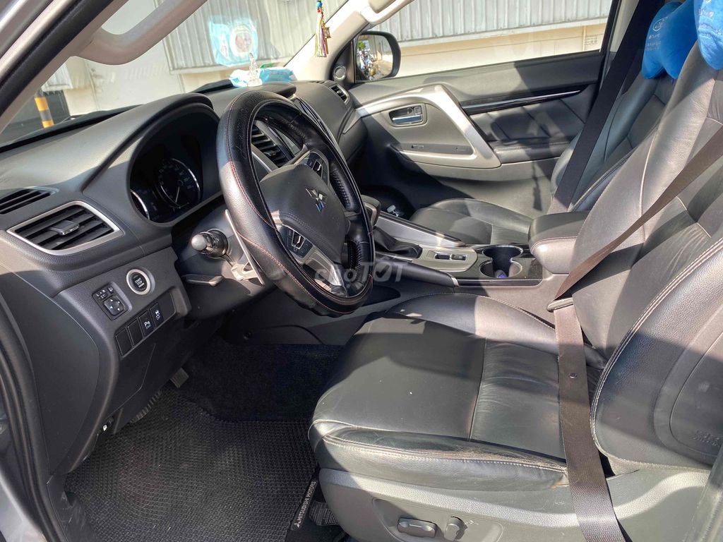 Mitsubishi Pajero Sport 2019 - ảnh 2