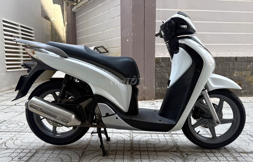 Honda SH 2010 - ảnh 3