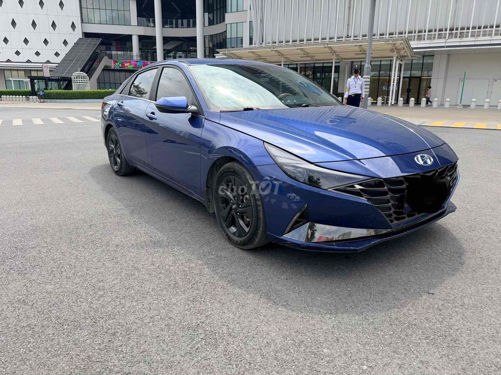 Hyundai Elantra 2023 - ảnh 2