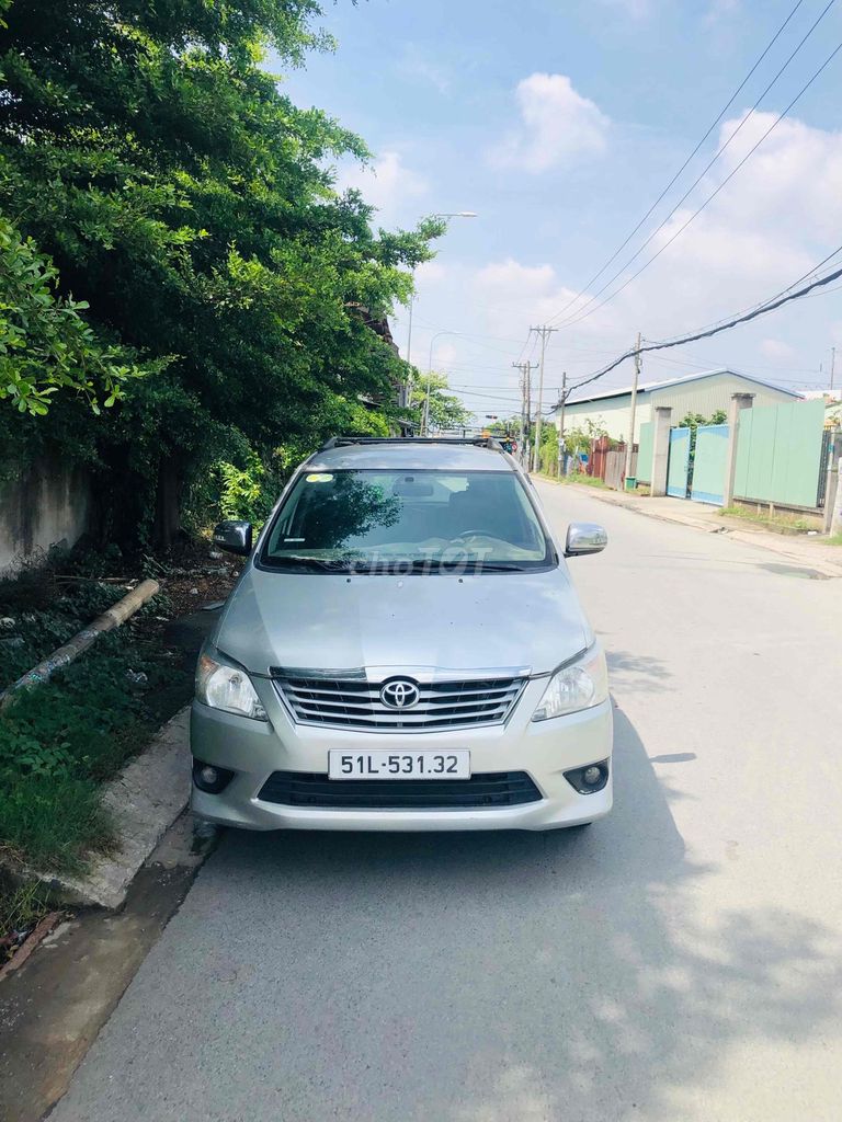 Toyota Innova 2012 - ảnh 1