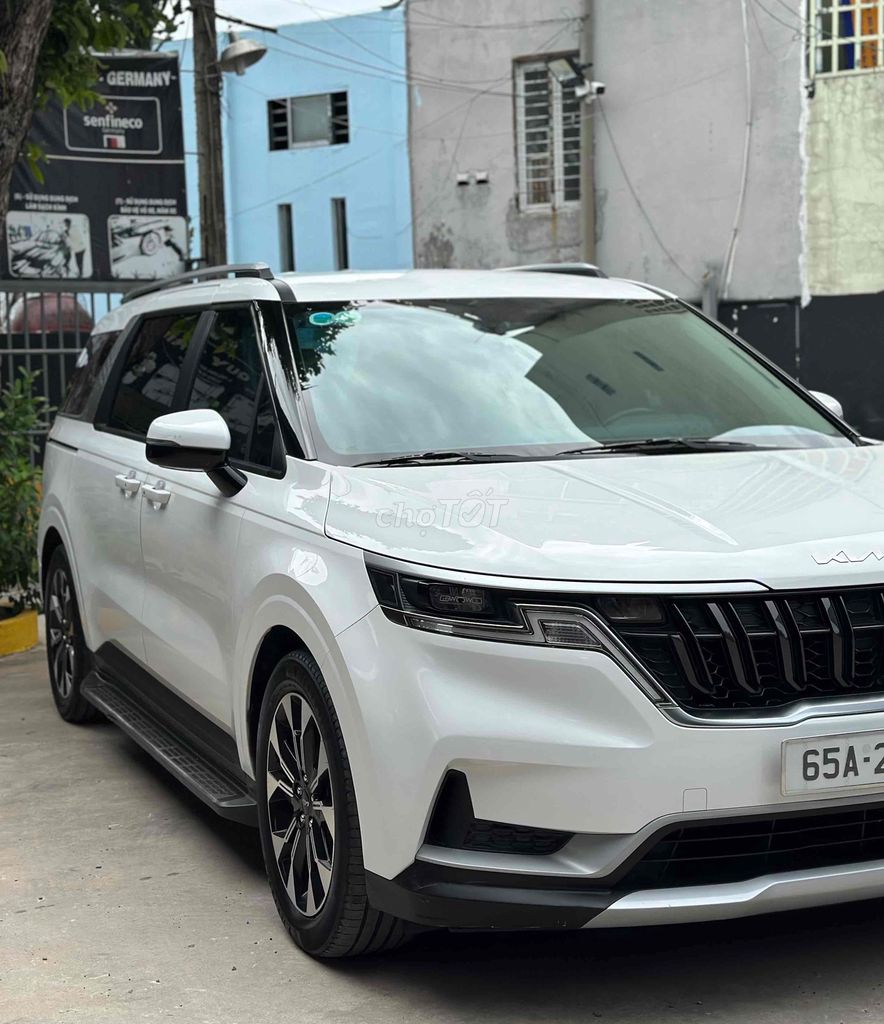 Kia Carnival Luxury 2.2D 2022 - ảnh 2