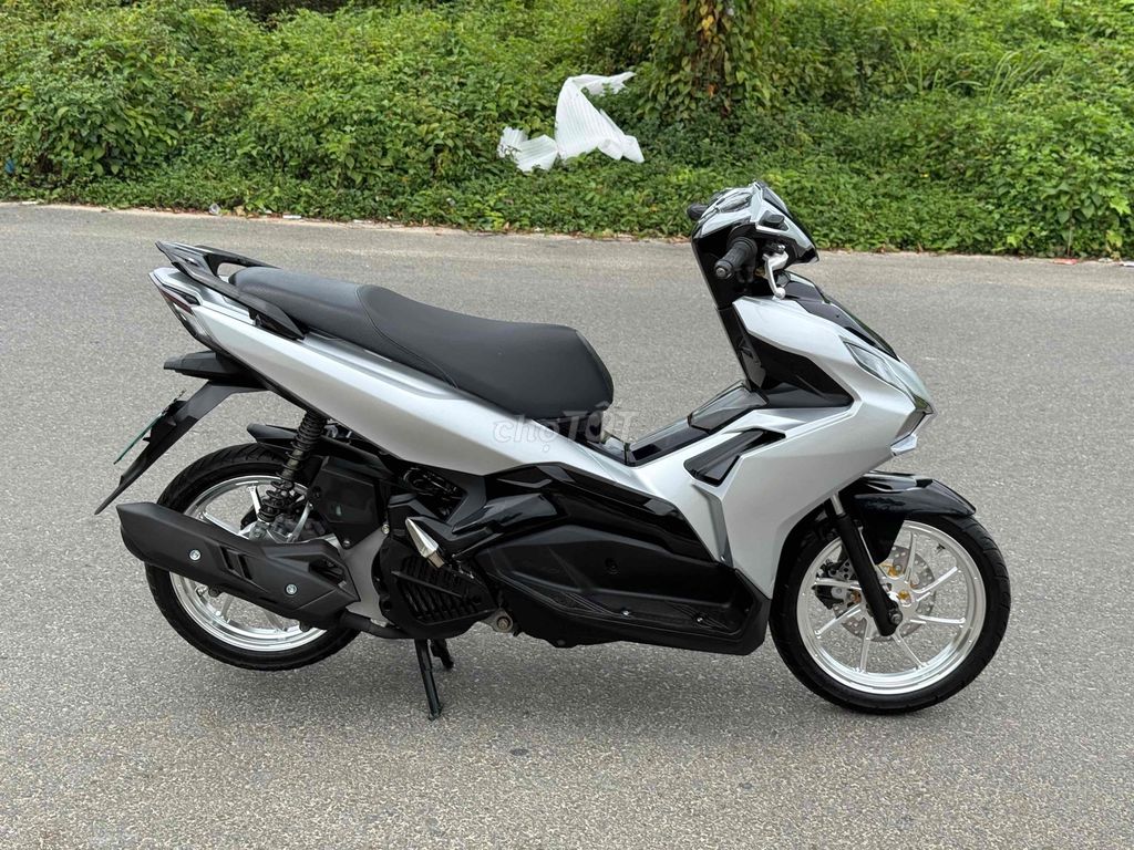 AB 2020 - ảnh 4