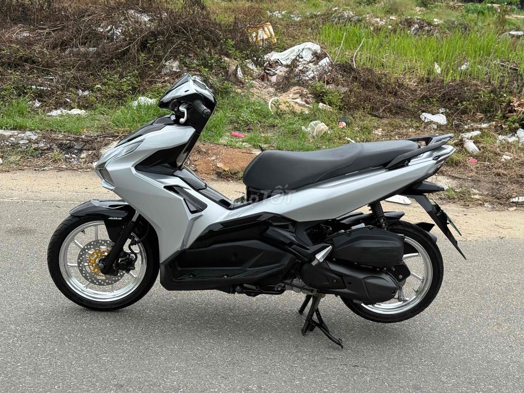 AB 2020 - ảnh 5