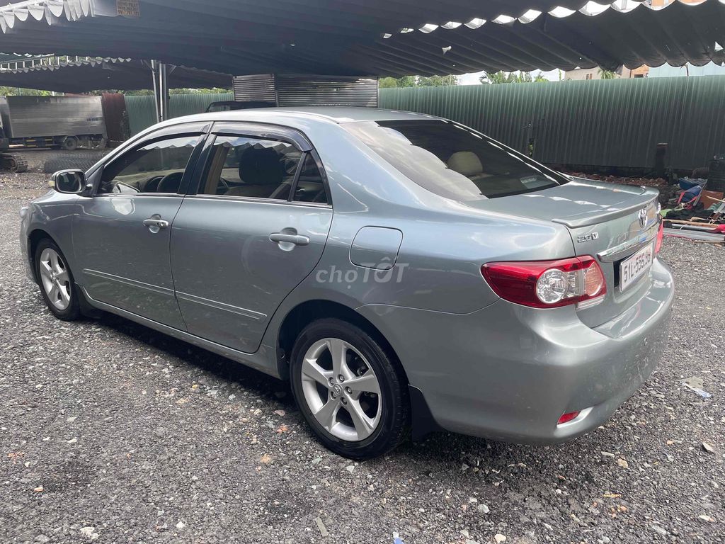 Toyota Corolla Altis 2011 - ảnh 5