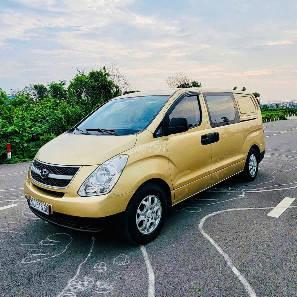 Hyundai Grand Starex 2008 - ảnh 2