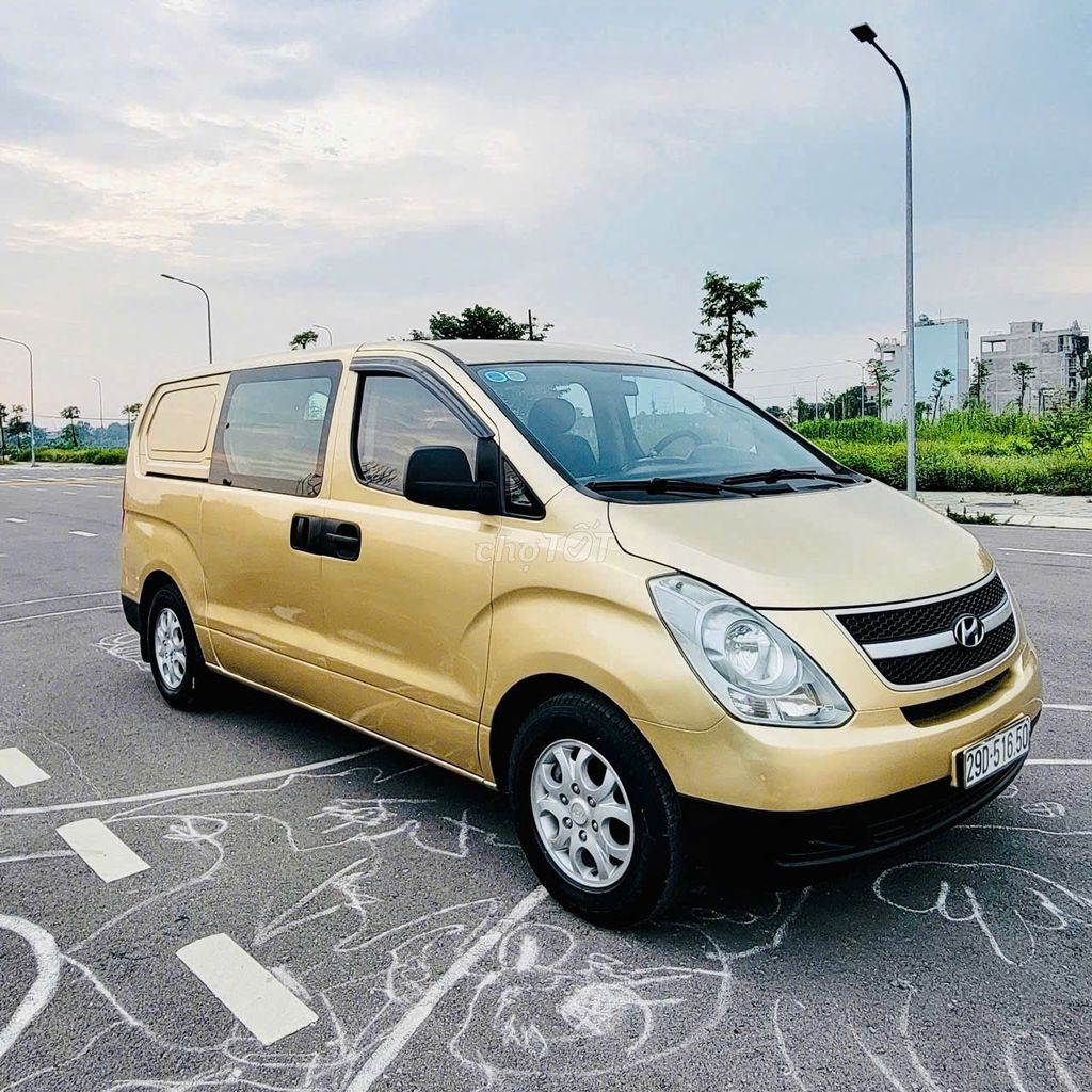 Hyundai Grand Starex 2008 - ảnh 3