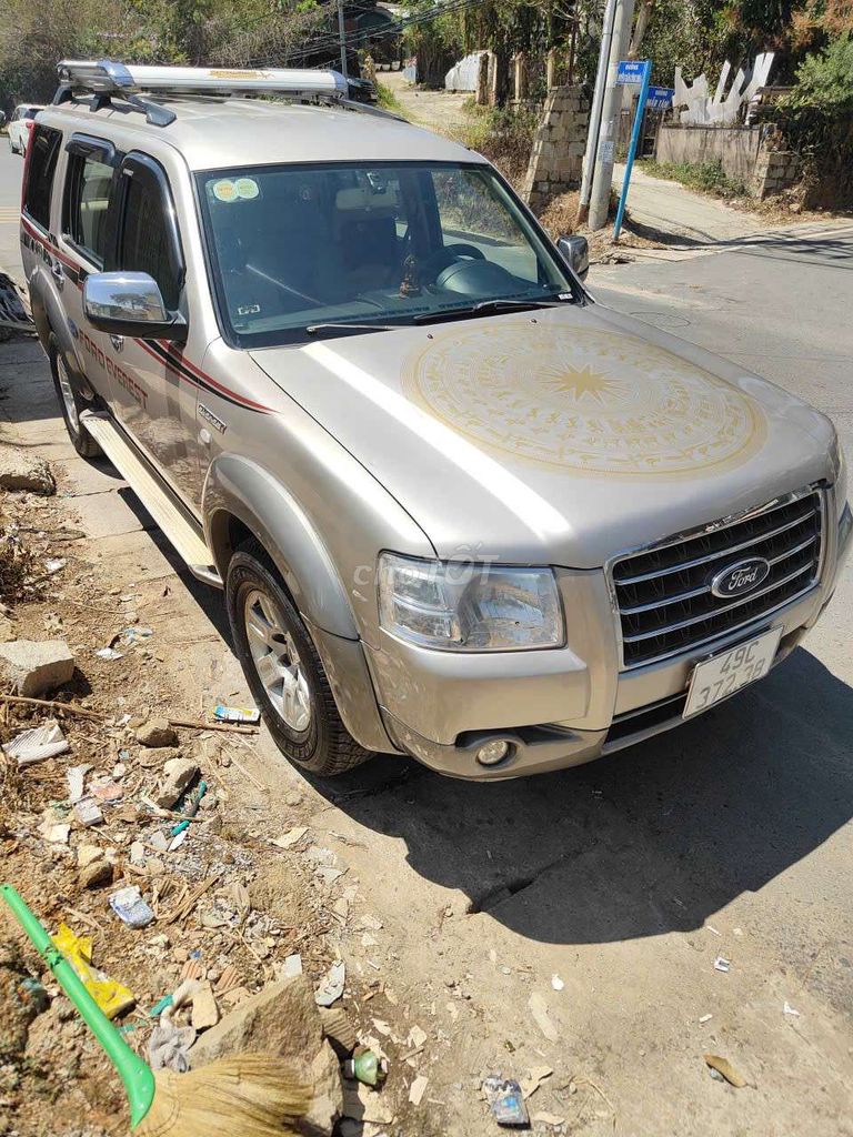 Ford Everest 2007 - ảnh 4