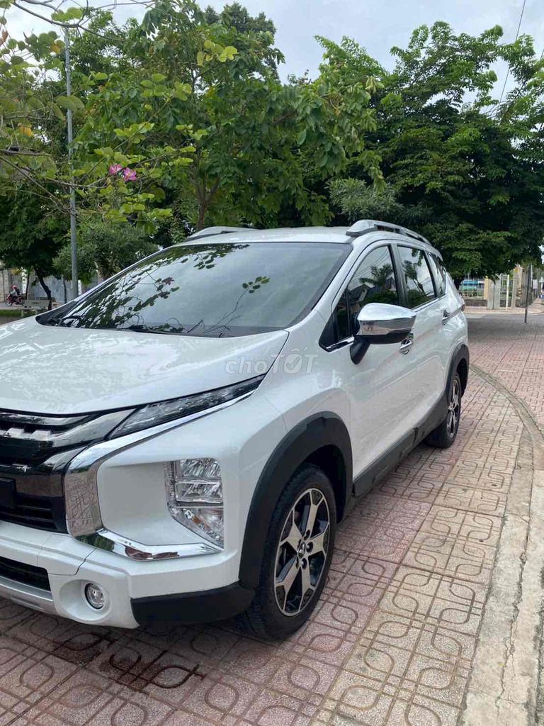 Mitsubishi Xpander Cross 2020 - ảnh 1