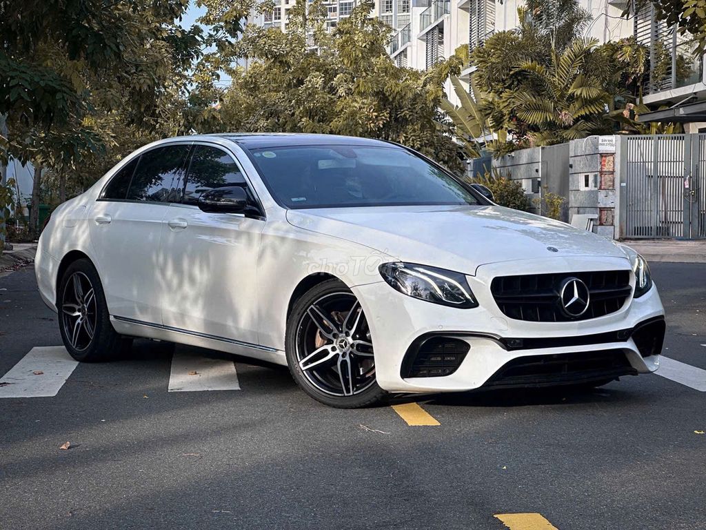 Mercedes-Benz 2019 - ảnh 1