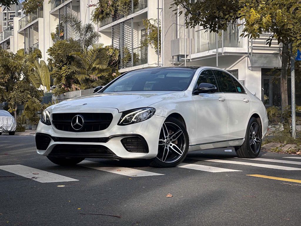 Mercedes-Benz 2019 - ảnh 2