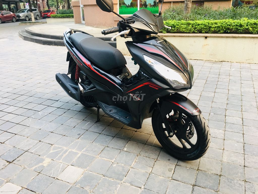 Honda Air Blade 2018 - ảnh 2
