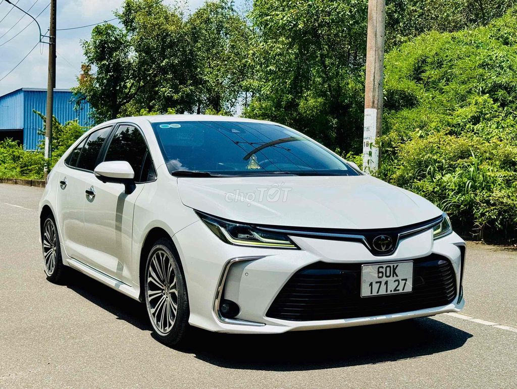 Toyota Corolla altis 1.8V 2022 - ảnh 2