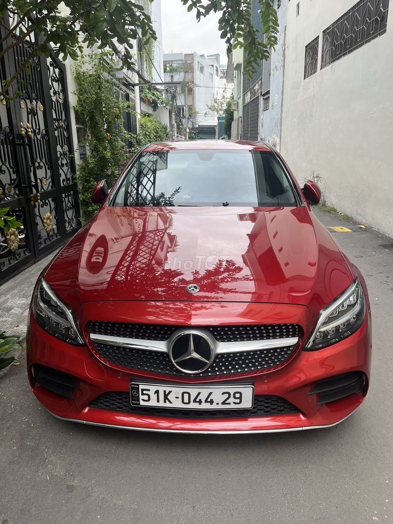 Mercedes-Benz 2021 - ảnh 1