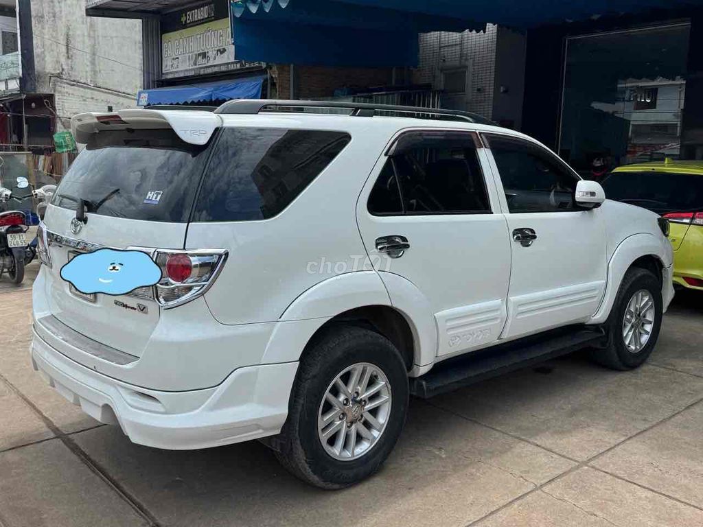 Toyota Fortuner 2014 - ảnh 2