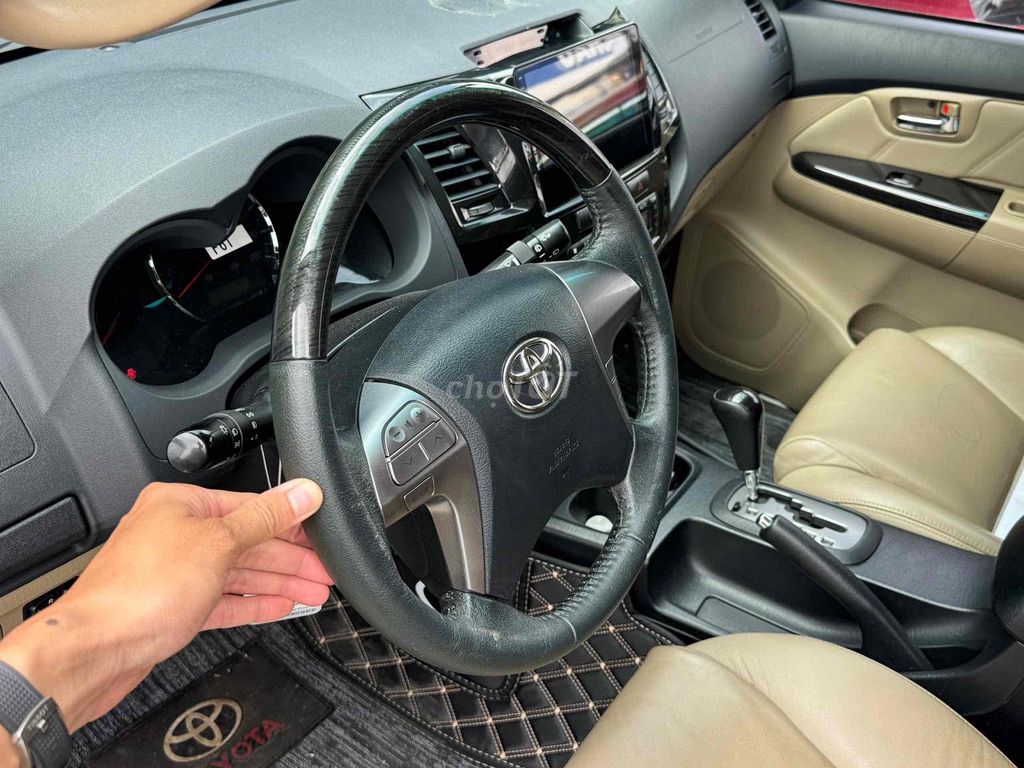 Toyota Fortuner 2014 - ảnh 5