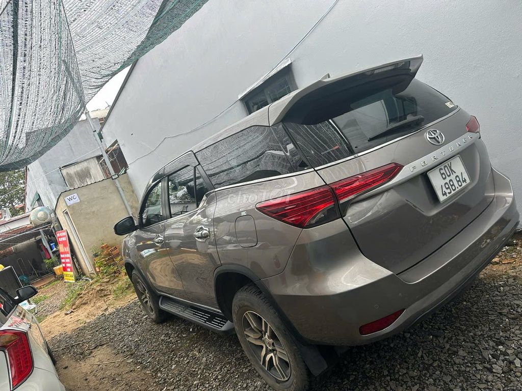 Toyota Fortuner 2022 - ảnh 2