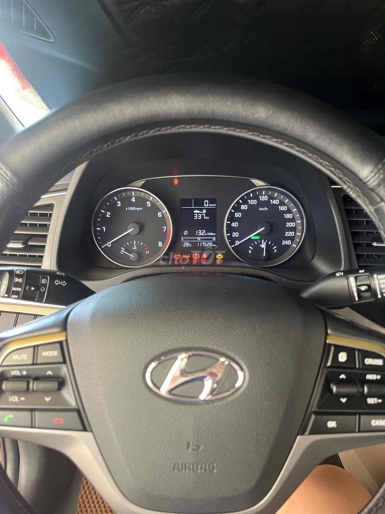 Hyundai Elantra 2018 - ảnh 4