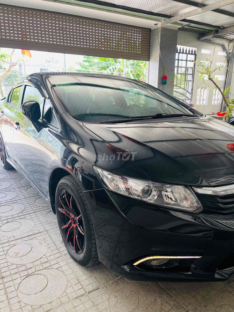 Honda Civic 2012 - ảnh 1
