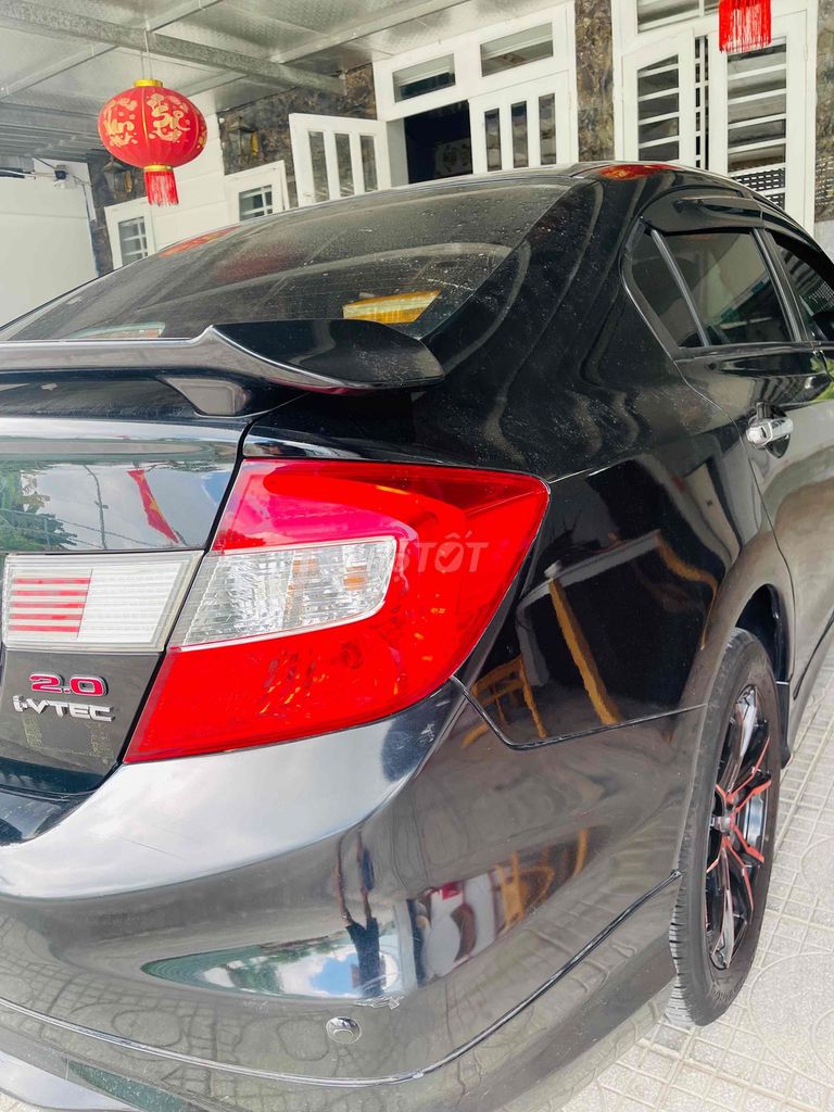 Honda Civic 2012 - ảnh 2