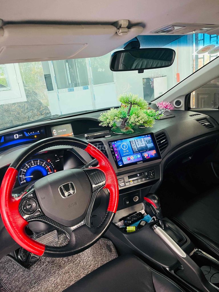 Honda Civic 2012 - ảnh 3